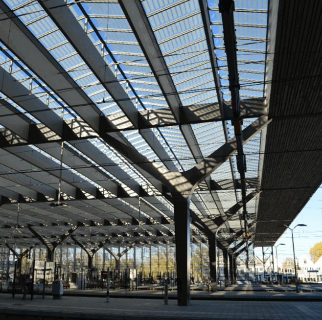 OV Terminal Rotterdam perrons van onderzijde