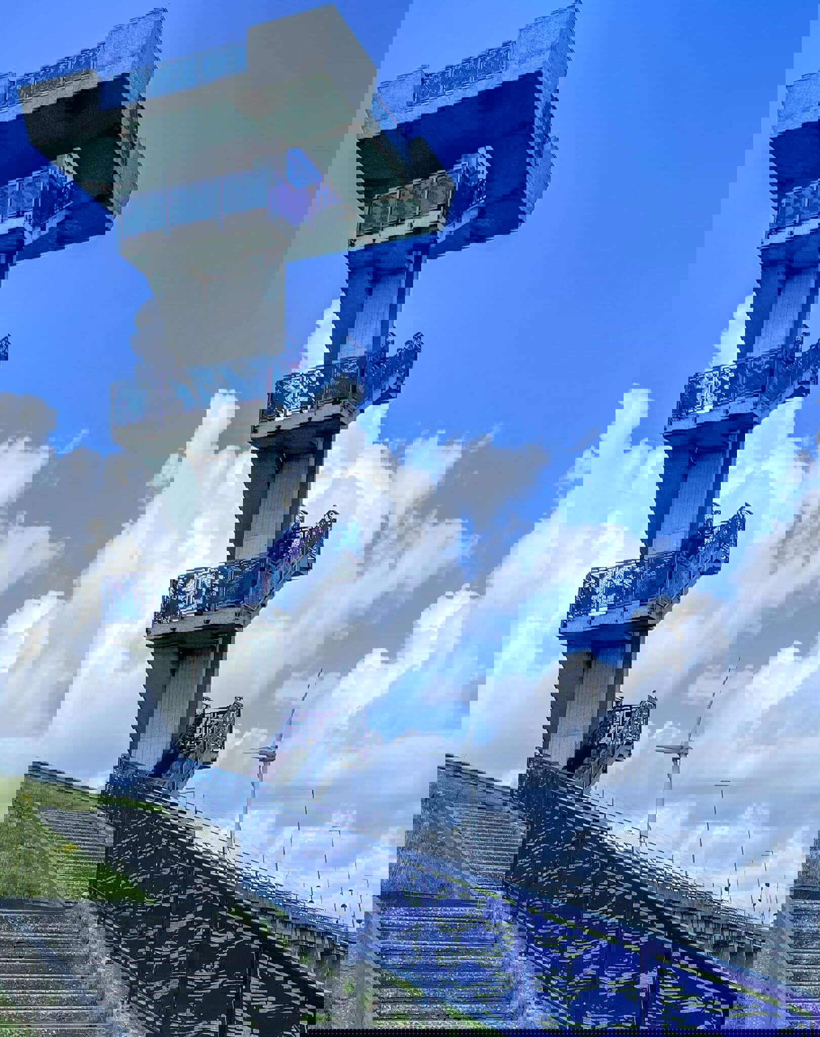 Uitkijktoren Krammersluizen totaalbeeld