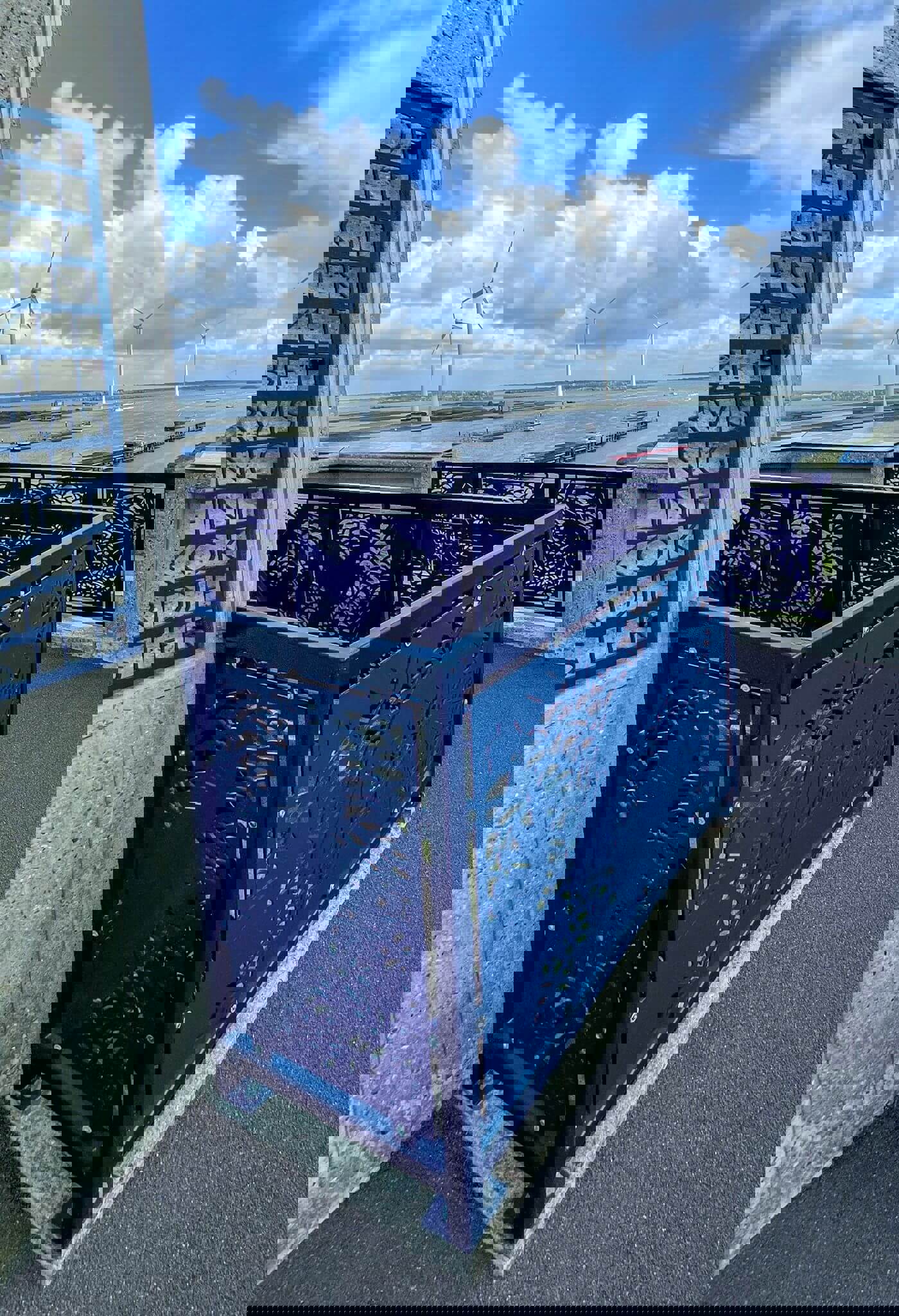 Uitkijktoren Krammersluizen detailbeeld